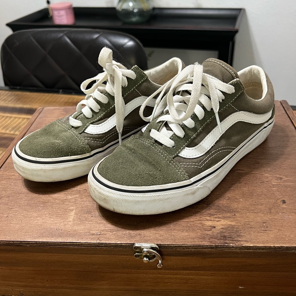 Vans Men's Green and White Sneakers - Picture 7 of 7